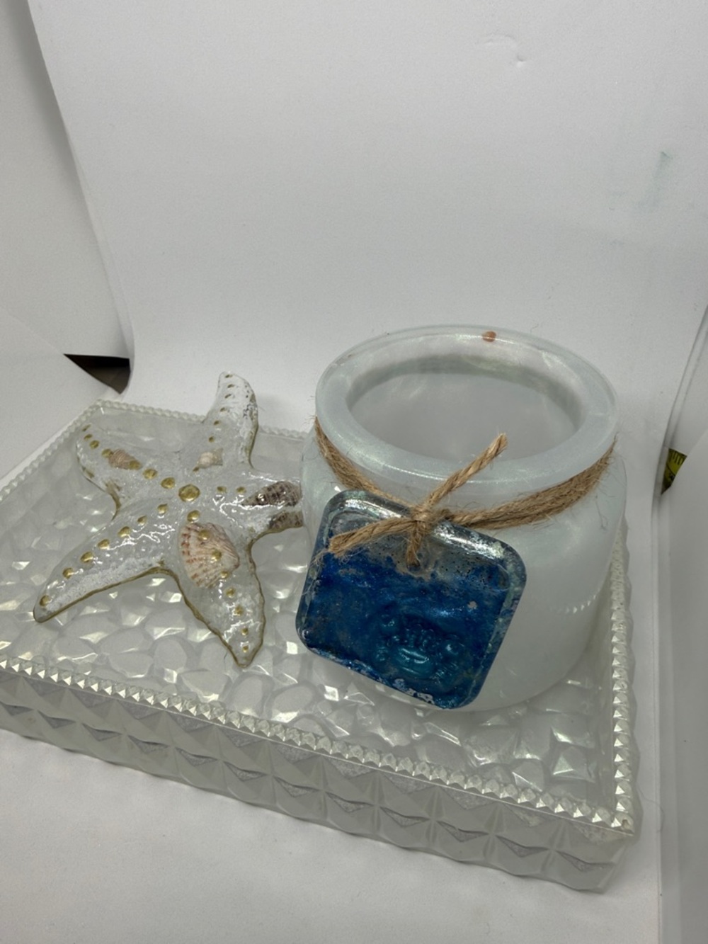 Unique Resin , a Complete Set , Decoration - Picture 10 of 11